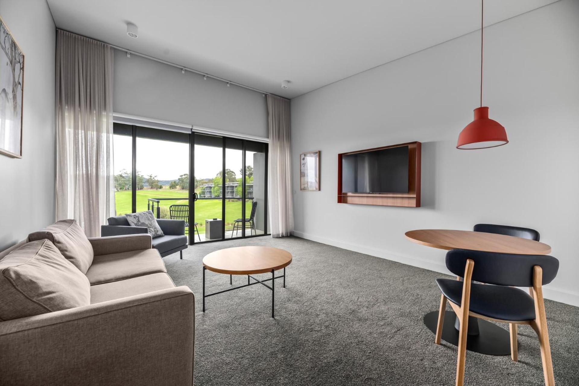 Balgownie Estate Yarra Valley Yarra Glen Rom bilde A living room with a television